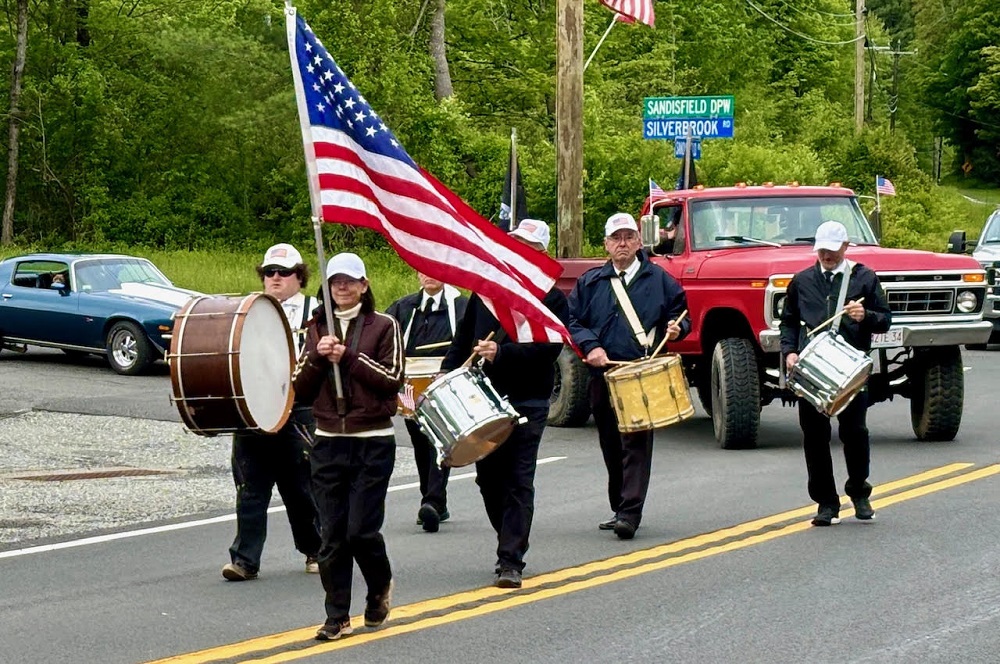image of the Sandisfield Memorial Day Parade