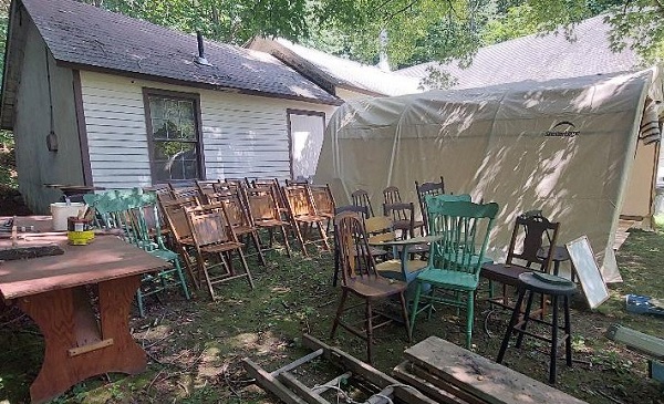 image of chairs.