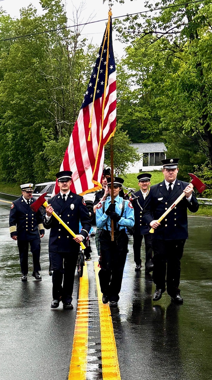 image of the Sandisfield memorial day parade.