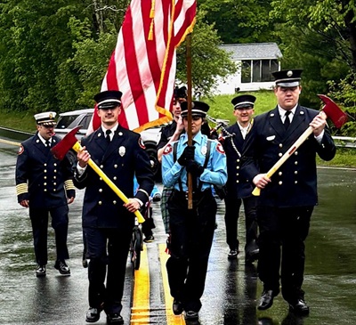 image of the sandisfield memorial day parade.