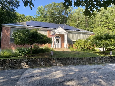 image of the Sandisfield Town Hall.