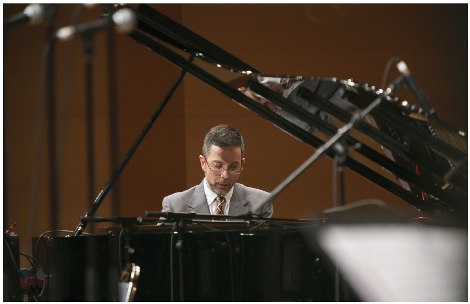 image of Jazz pianist, Noah Baerman.