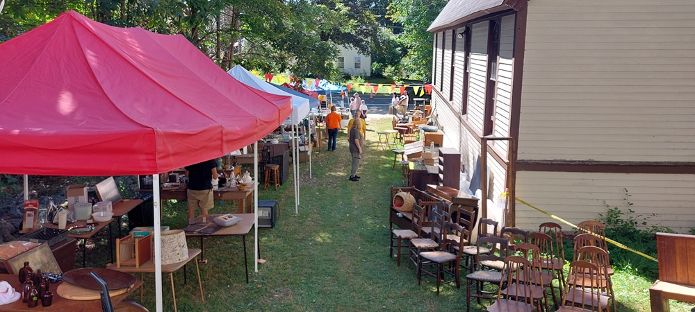 image of the church yard sale.